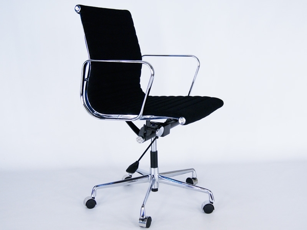 Silla Eames Alu EA117 - Negro